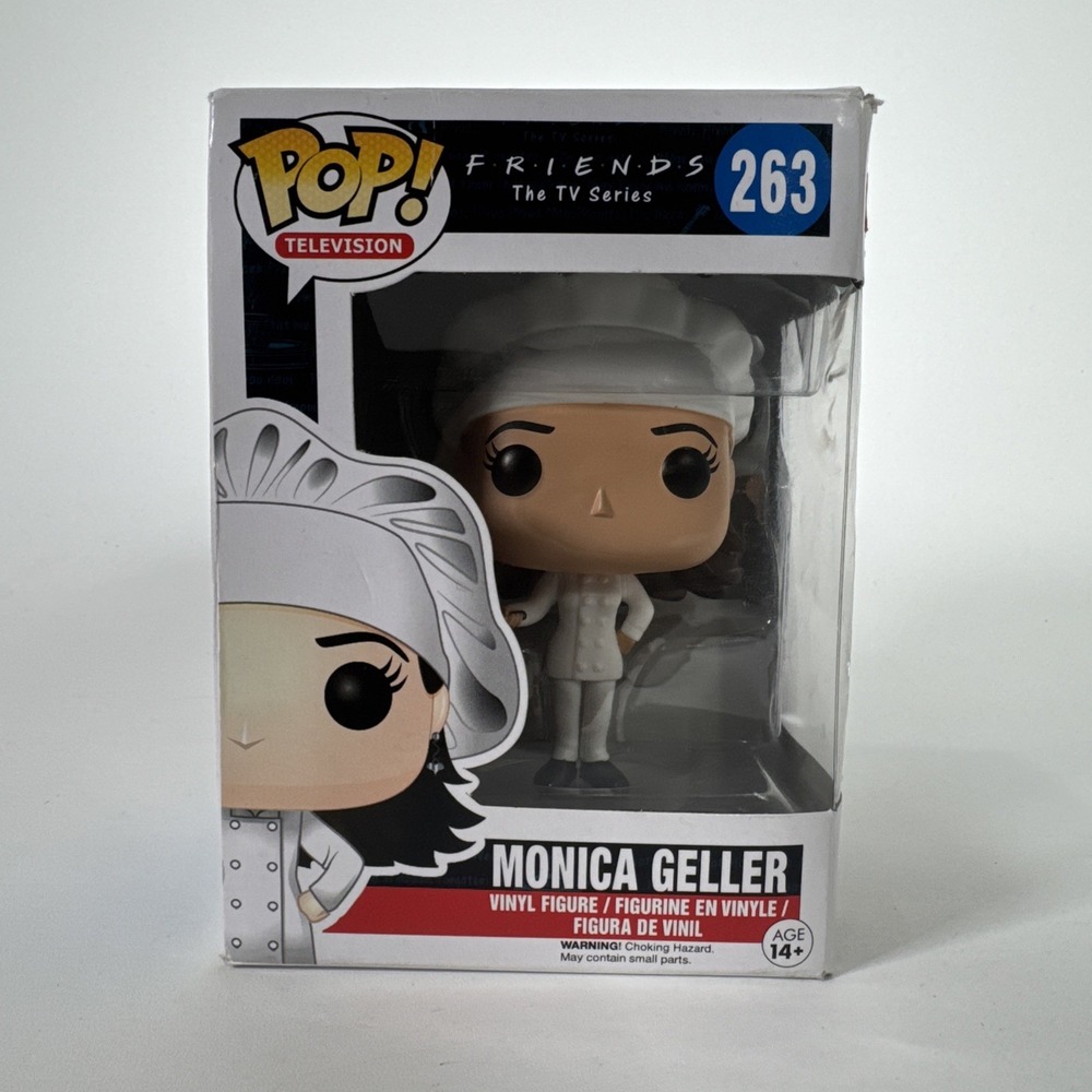Funko Pop Television Friends #263 Monica Geller‎ Chef Courteney Cox - Not Mint